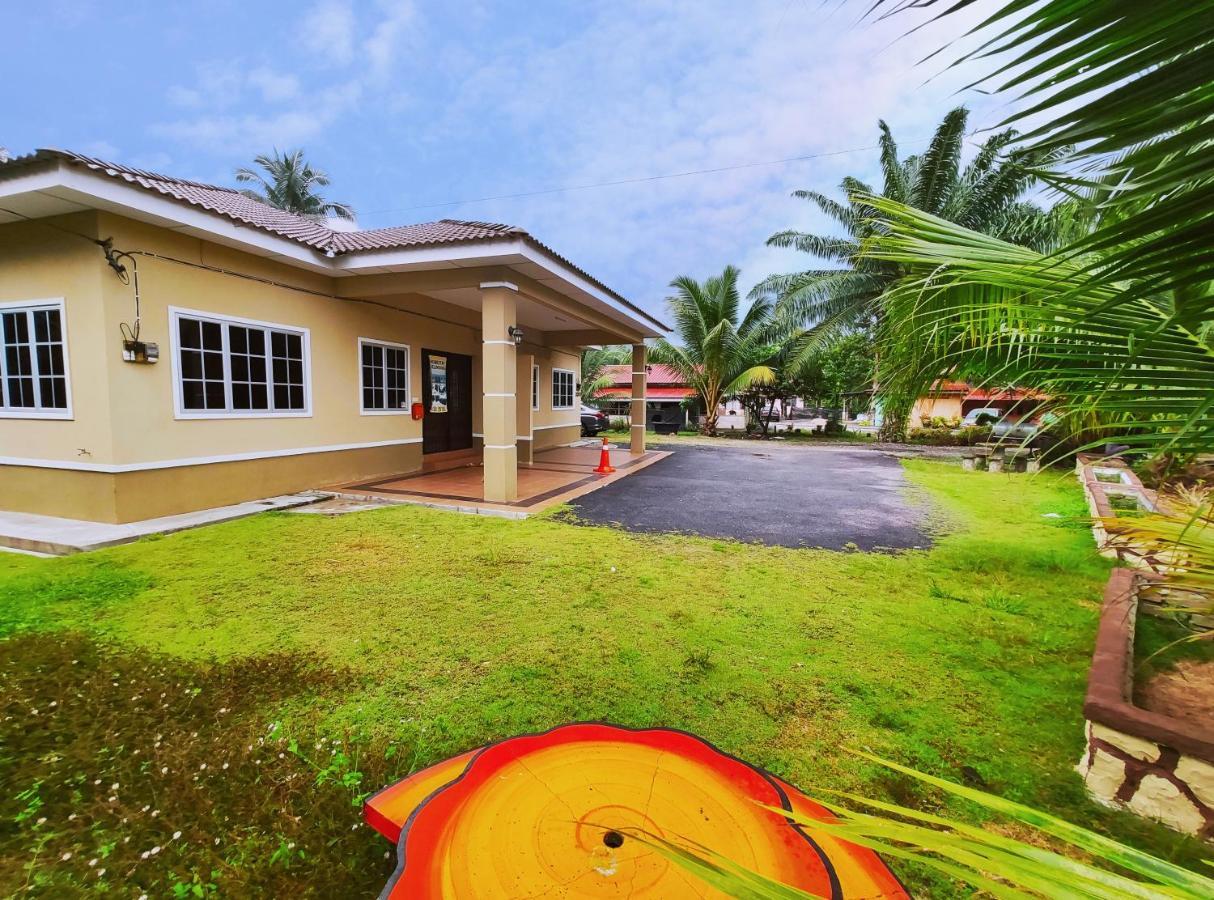 Homestay Selinsing Simpang Ampat Semanggol Εξωτερικό φωτογραφία